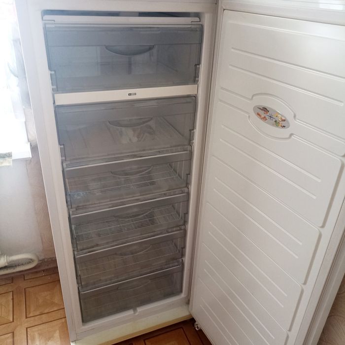 Продам морозильник, Атлант, морозилка, холодильник, для дома, кухня.