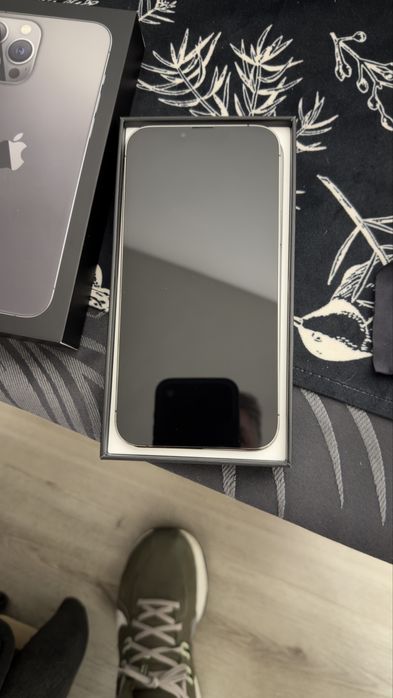 IPhone 13 Pro Max 256gb.  Моля четете цялата обява