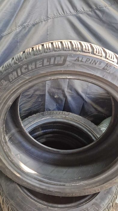 Cauciucuri iarnă Michelin 225/45 R17 – folosite un  sezon