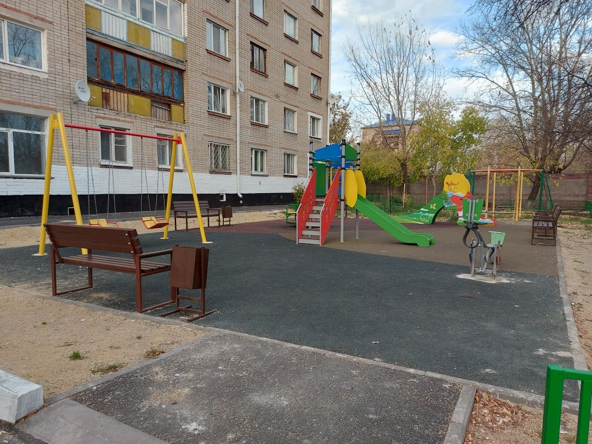 Продам общежитие 14 кв.м.р-н Медколледжа.19 мкр.