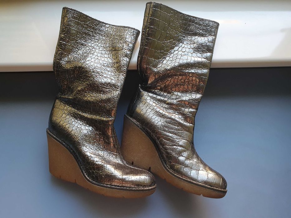 Cizme platforma -brand SEBASTIAN- marimea 37