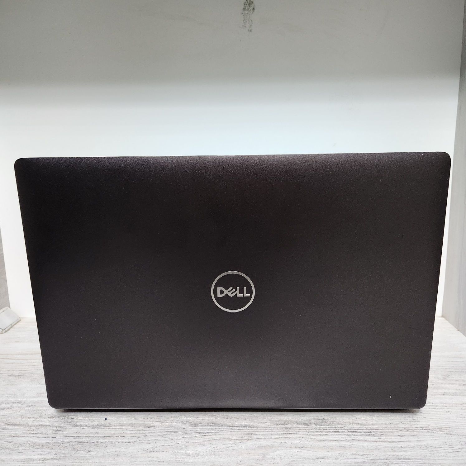 Dell i5-9400H 8/256gb m2 nvme