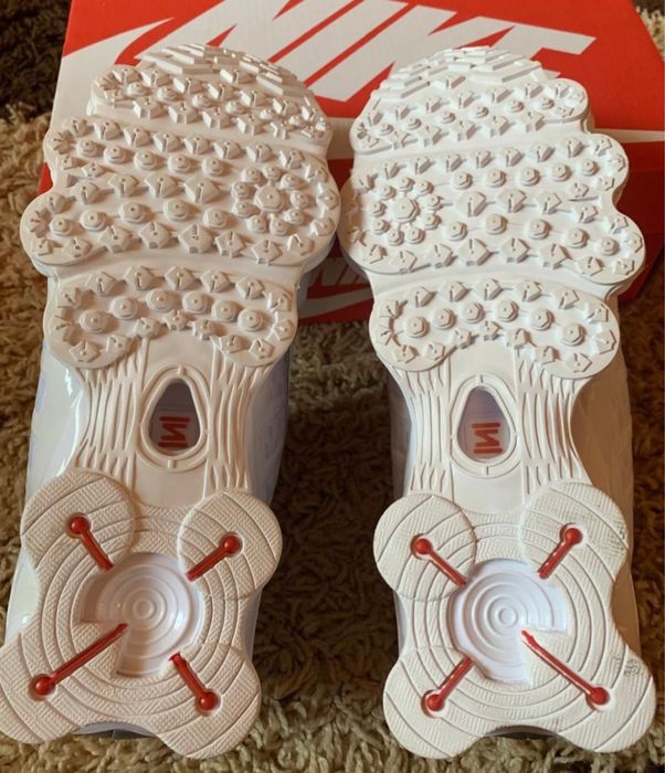 Vand adidasi nike shox cu cutie