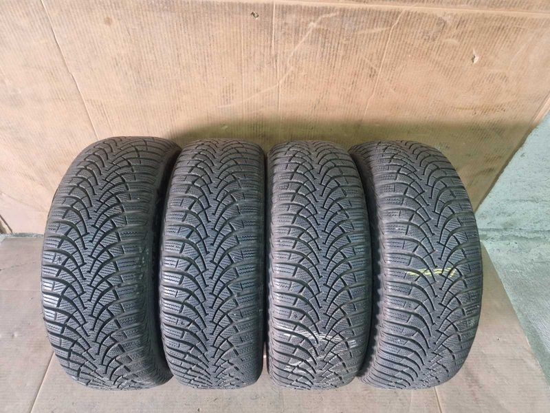 4 Goodyear R16 205/55
зимни гуми DOT2618