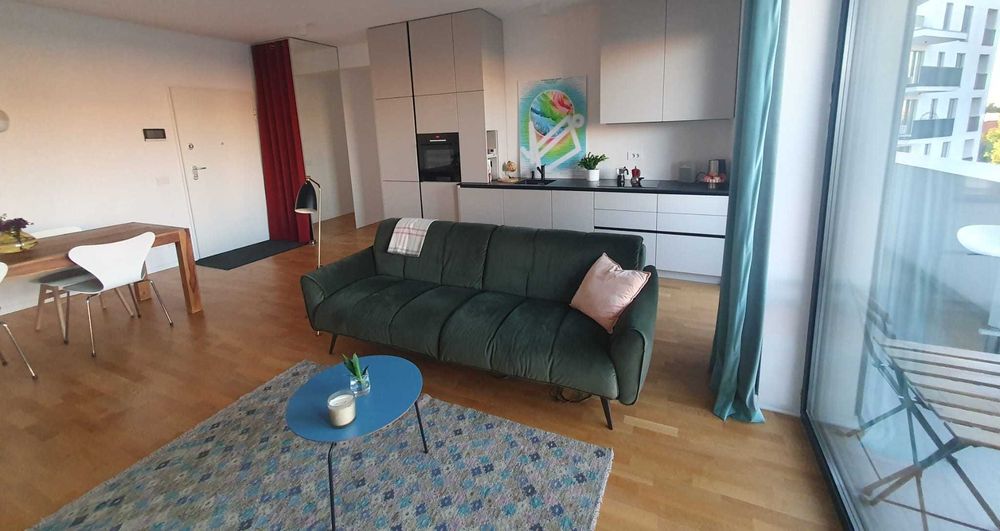 Închiriere apartament 3 camere lux Paltim (+ parcare subterană)