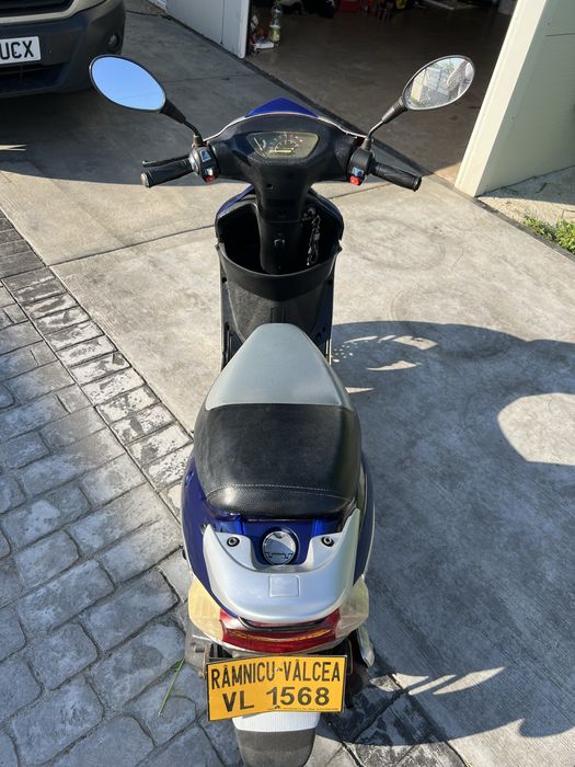 Scuter chinezesc 49cc