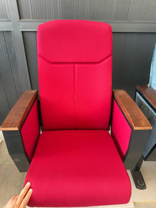 Кресло для офиса театральная трёхместный за