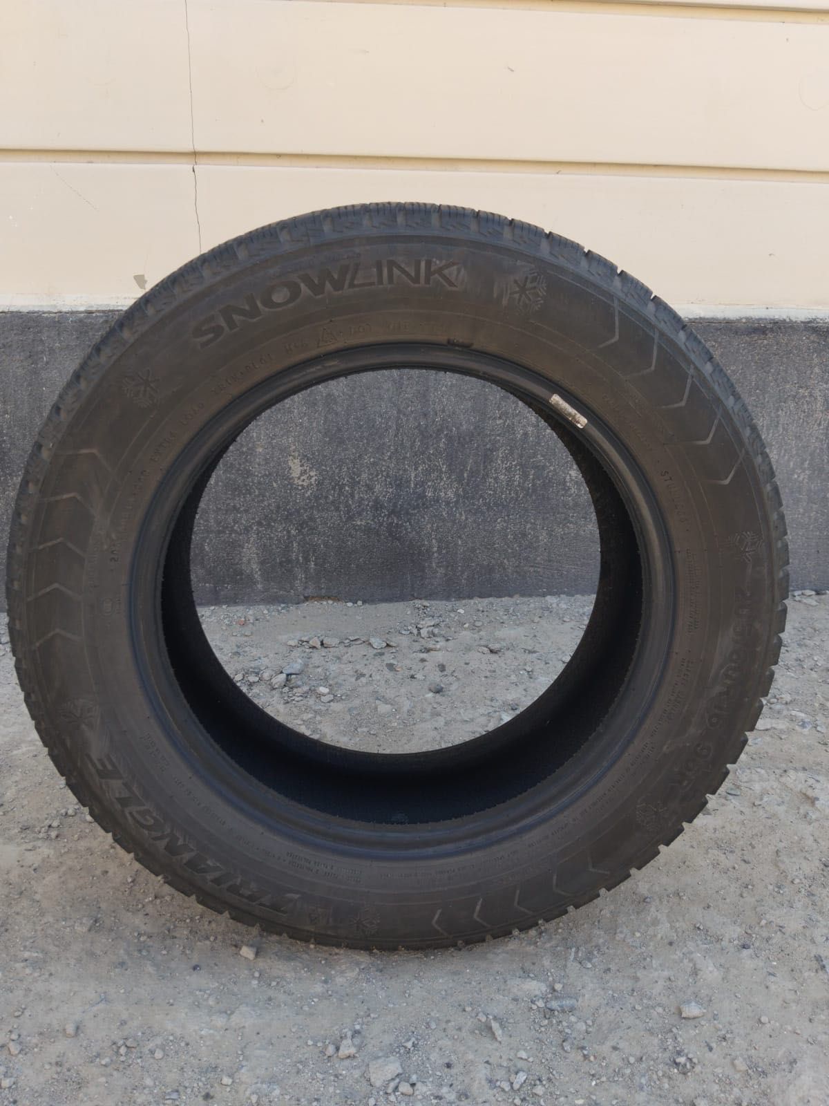 Продом зимние шины, Triangle 205/60R16