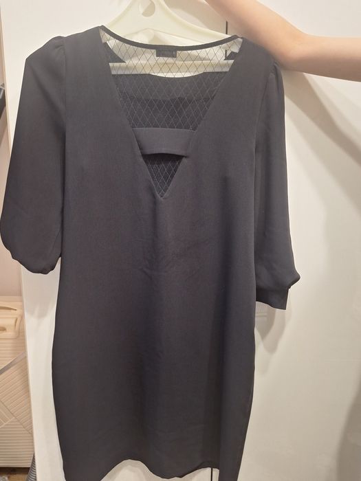 Платье нарядное, черное