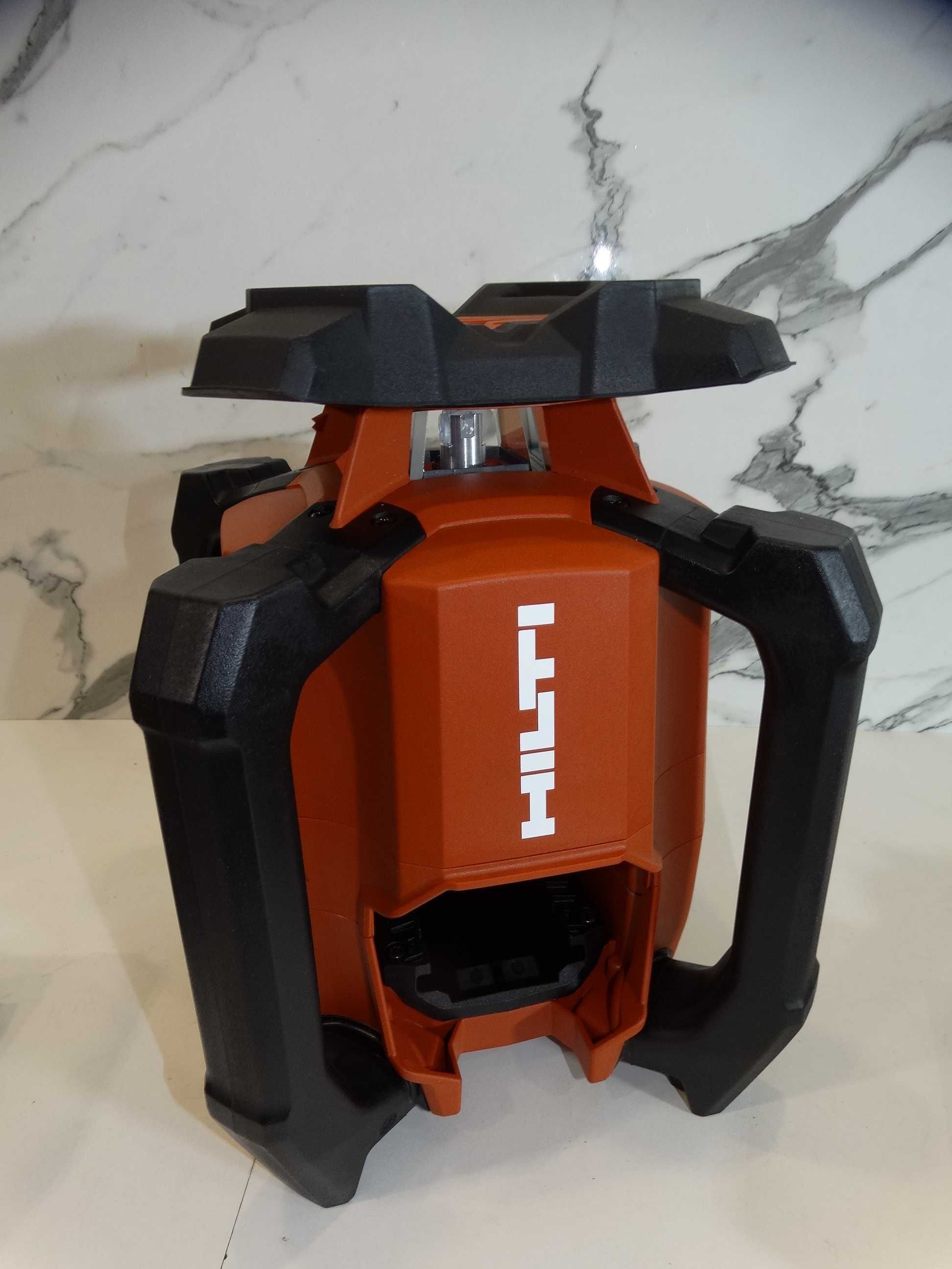 2025 - Hilti PR 40 - 22 / Nuron - Ротационен лазерен нивелир
