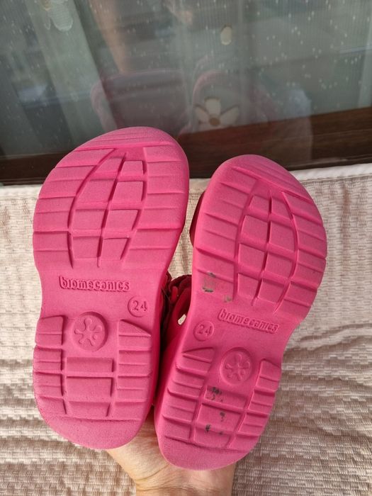 Sandale biomecanics 25