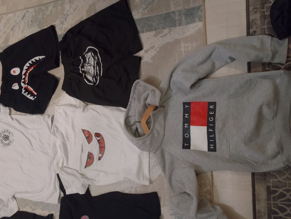 продам много одежды