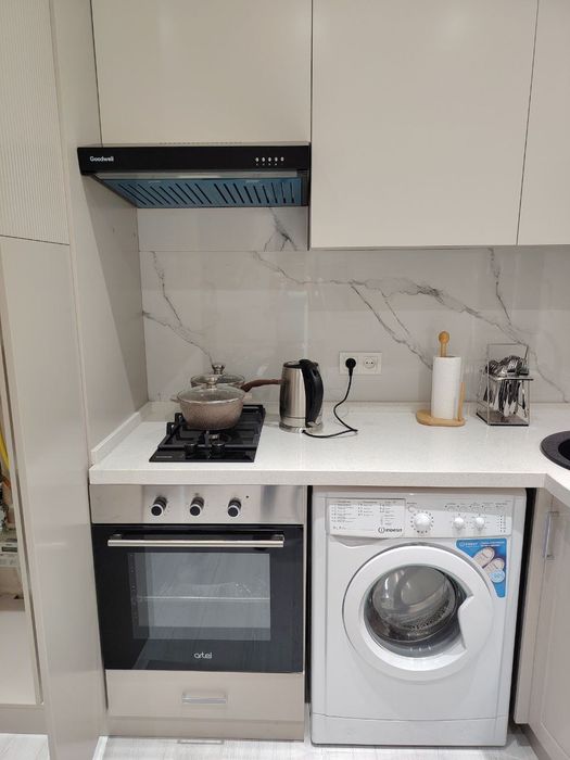 Сдается в аренду 1 комнатная студия в новостройке(RV33)