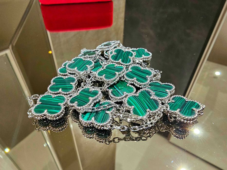 Van Cleef & Arpels VCA Silver Green 20 Motifs Alhambra Дамско Колие