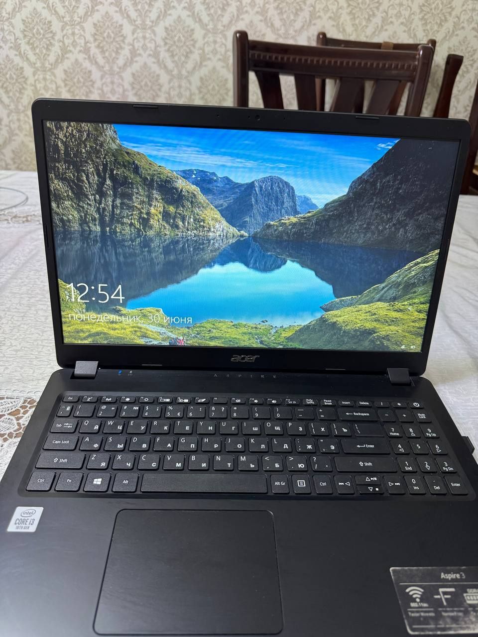 Продается ноутбук в отличном состоянии ACER