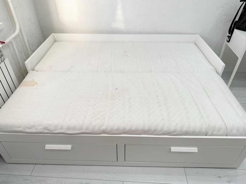 Кровать-кушетка