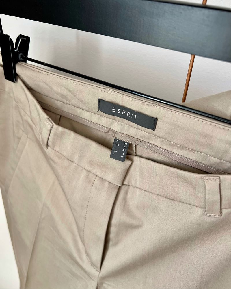 Дамски костюм, блейзер сако и панталон Esprit в класически бежов цвят