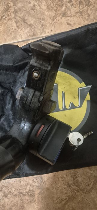 Продавам теглич за BMW