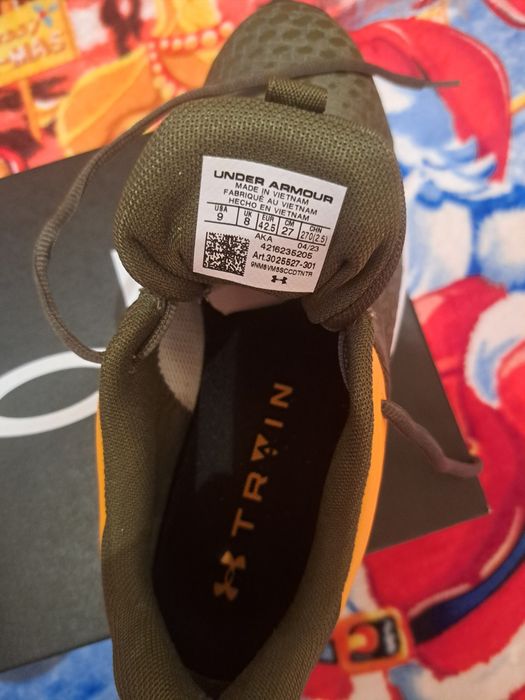 Adidasi under armour