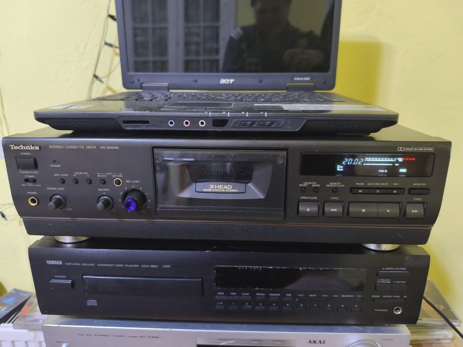 Vând casetofon deck technics RS  bx 646