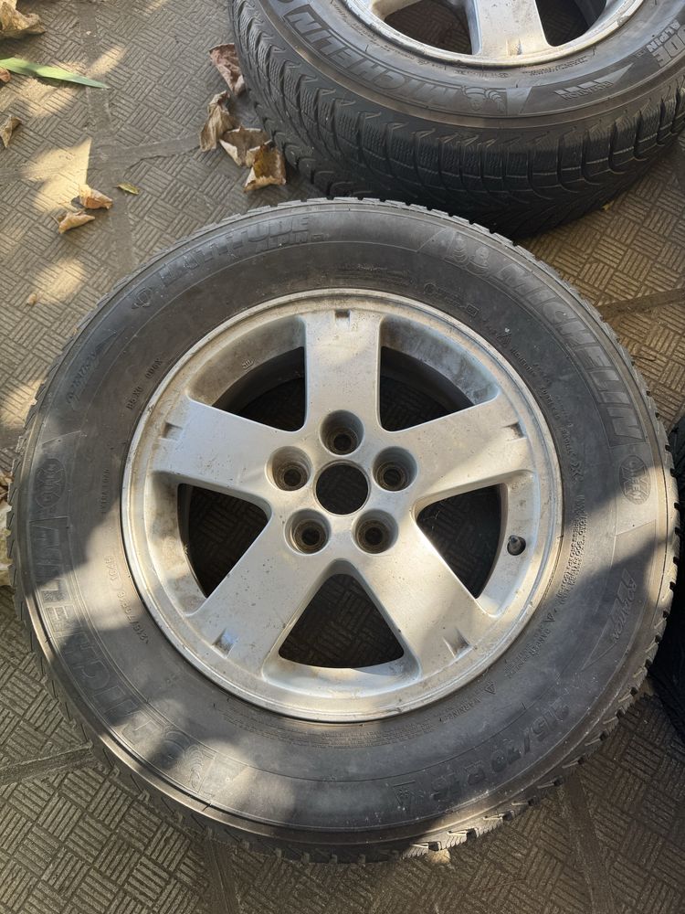Джанти Mitsubishi OM 16 цола