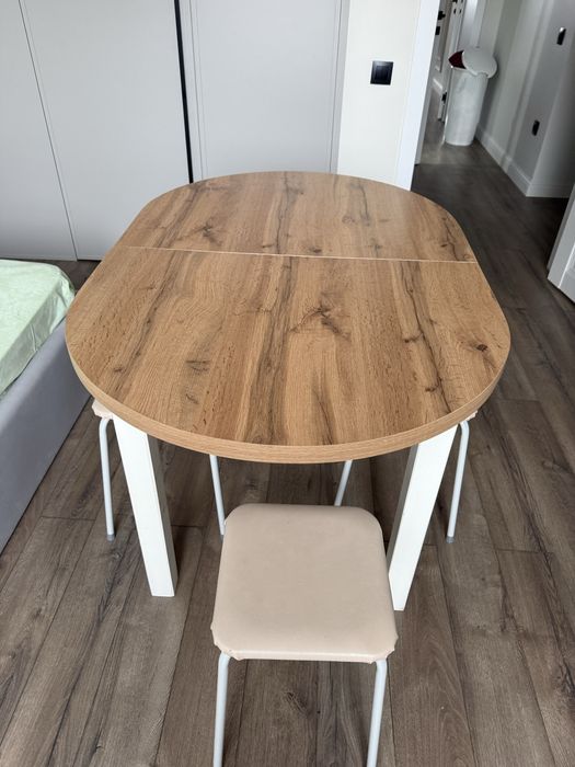 Кухонный стол в хорошем состоянии 140х80