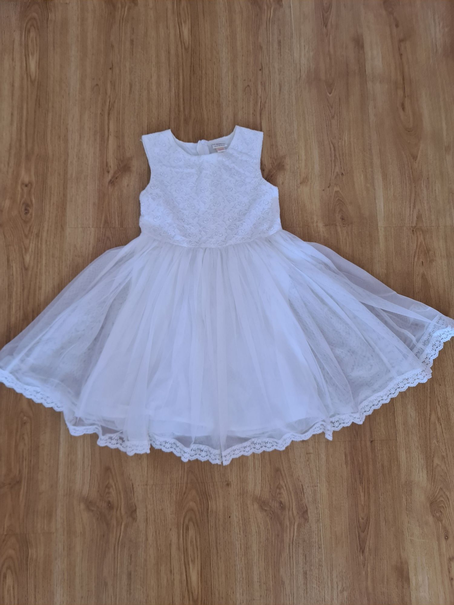 Детска  бяла рокля 10,11г ,140 146 см