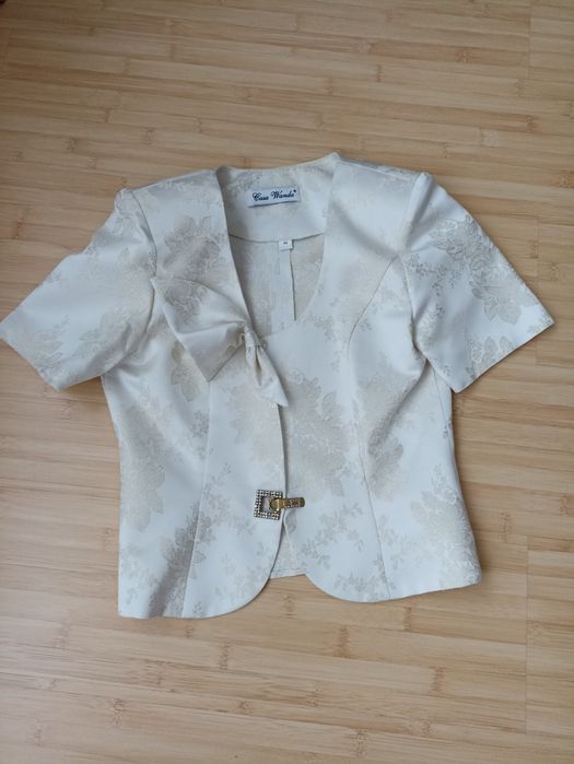 Blazer alb pentru femei