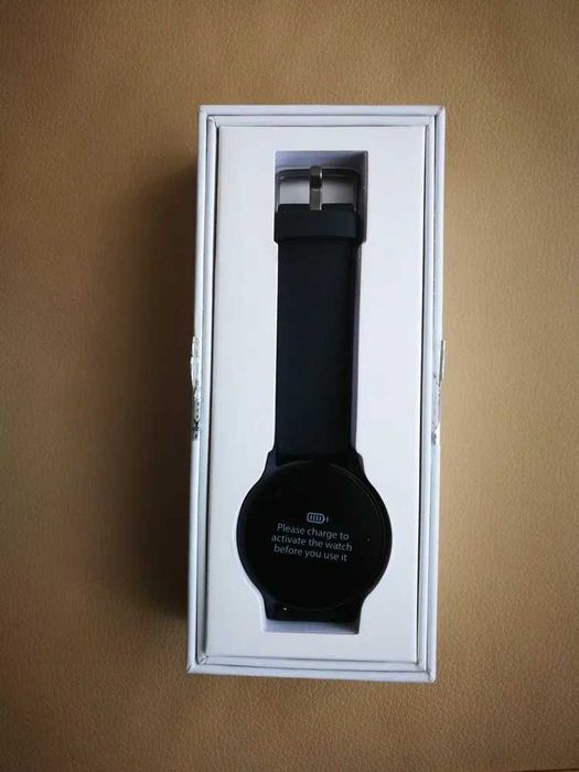 SmartWatch diferite modele.