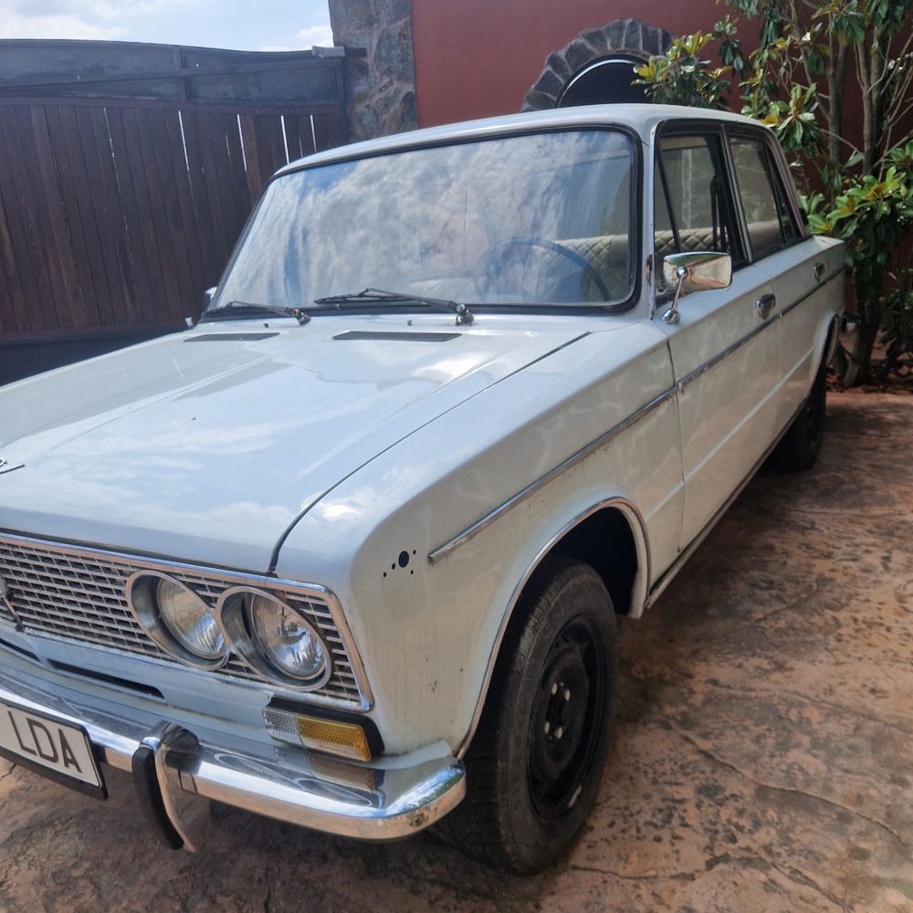 Lada 1500 autoturism