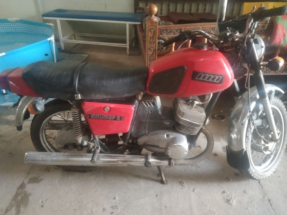 Motochikel sotiladi