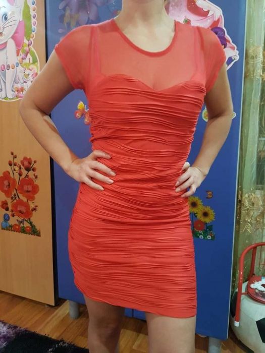 Rochie Amisu rosie la doar 45 lei