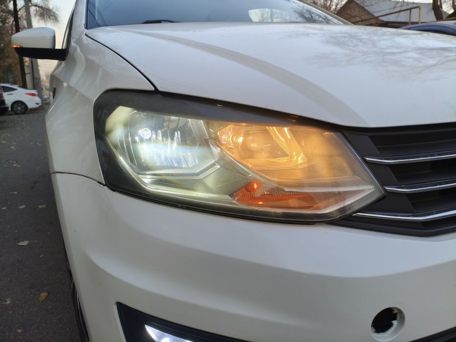 Фары на Фольксваген поло рестайлинг