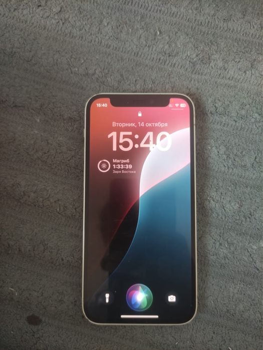 Продам айфон 12mini