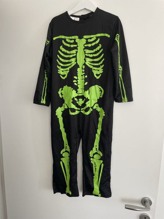 Halloween костюми подходящи за момче -Батман и Скелет