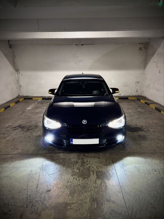 BMW Seria 1 F20 120D 184cp / Automat / 2014 / SportLine / Ambiental