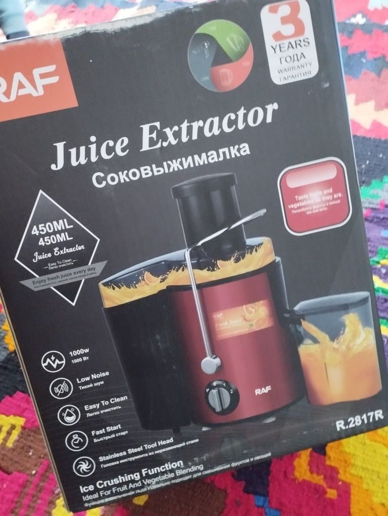 RAF Juice extractor