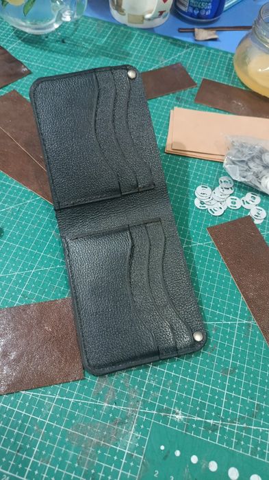 Портмоне из натуральной кожи