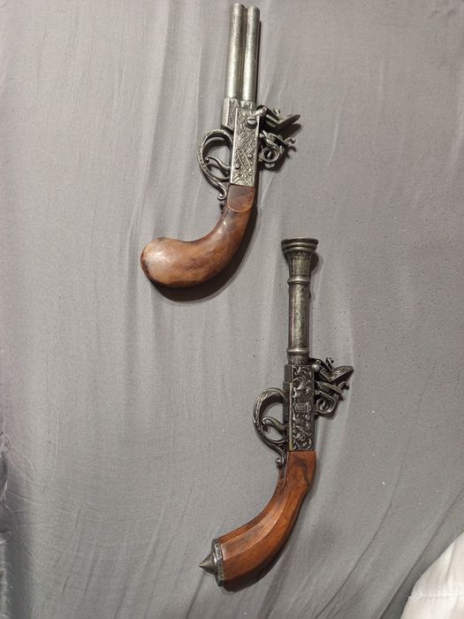 Кремъчни пищови автентични