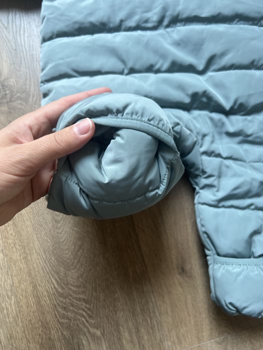 Много топъл космонавт от H&M