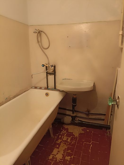 Продам дом .Мухтара Ашрафи