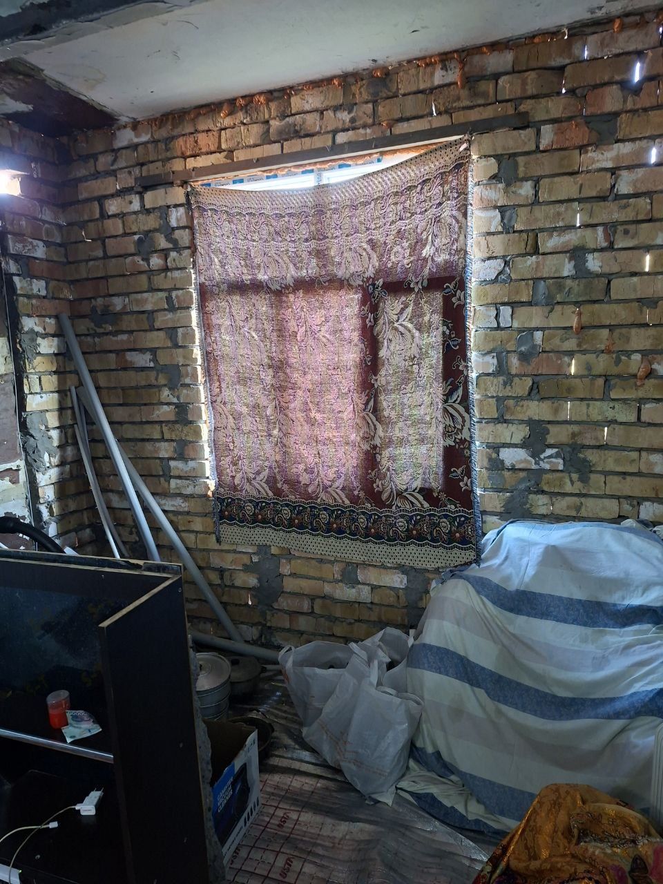 Продаётся  срочно 1-комнатная квартира