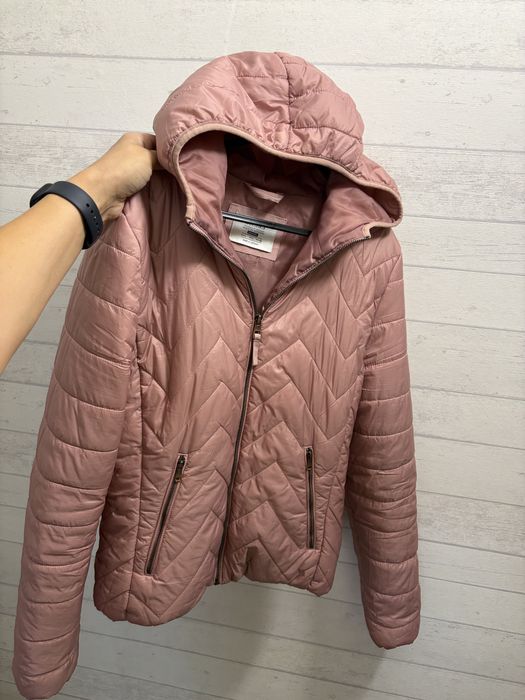 Дамско яке BERSHKA L размер