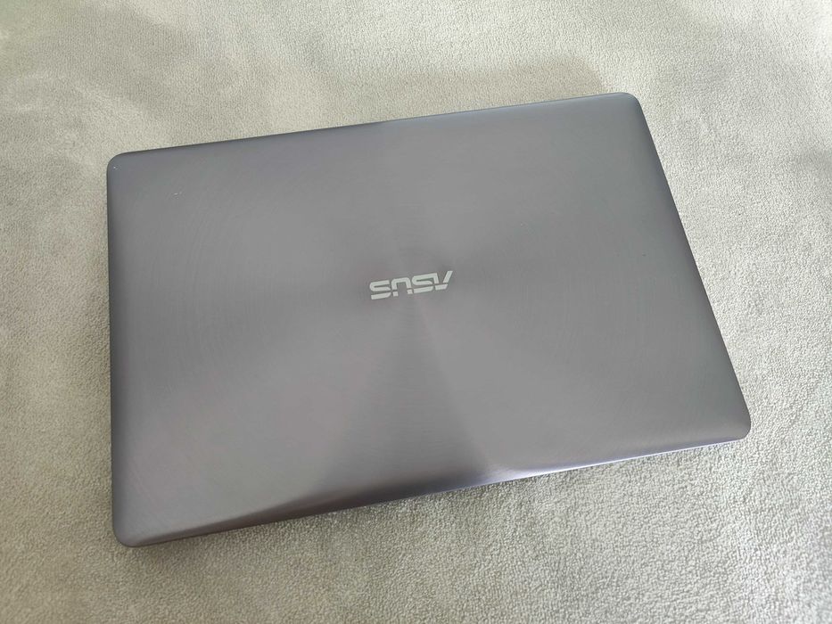 Asus VivoBook Pro N752VX – 17.3”IPS, i7-6700HQ, 16GB, NVMe, GTX 950M