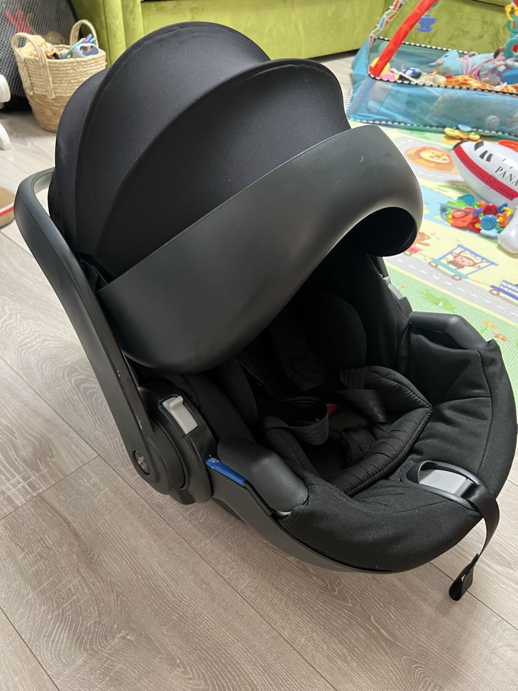 scoica auto Babyzen YOYO BeSafe si adaptoare