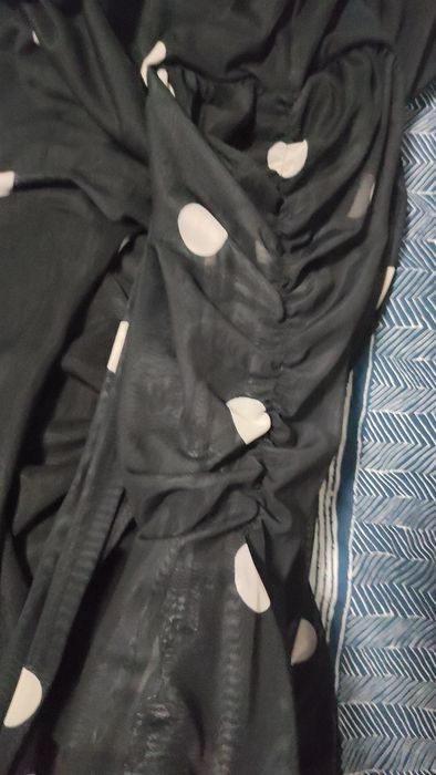 Rochie cu buline din voal