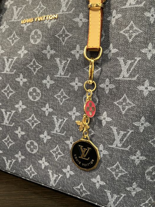 Geantă Louis Vuitton albastră din material textil cu imprimeu monogram