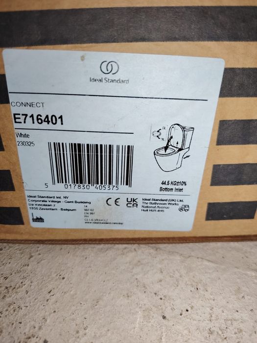 Set mobilier+lavoar , baterie lavoar,  vas+rezervor WC si baterie cada