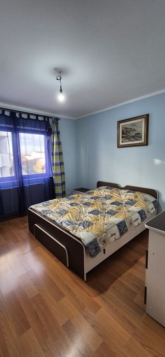 Vând apartament 2 camere Rădăuți