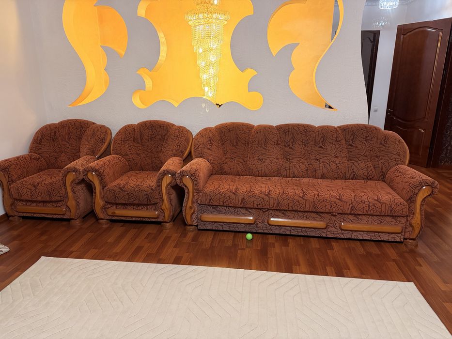 Диван и 2 кресла